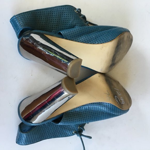 Steve madden Valllie High Heel Lace Up Perforated - Picture 7 of 7
